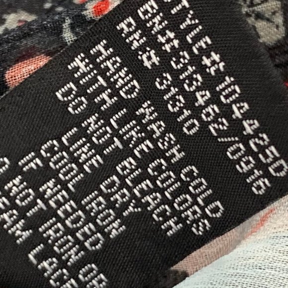 iZ BYER Delicate Lightweight Blouse Semi Sheer Lace V-Neckline XS 3/4th‎ Sleeve - Picture 14 of 15